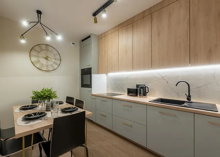 Gold Mazowiecka Park Apartman *